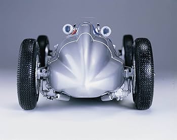 ミニカー CMC 1/18 MERCEDES W165 1939 1939 Mercedes W 165 Silver 1/18 Diecast Car Model CMC 018